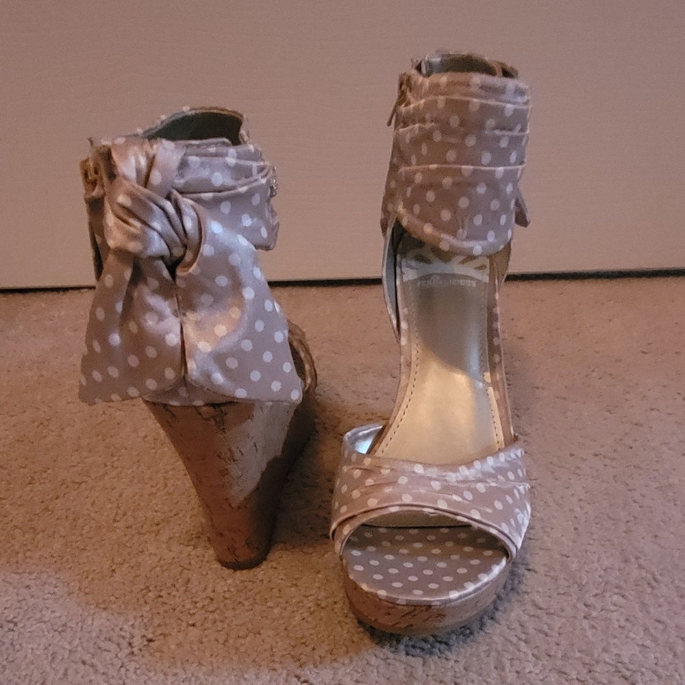 Fergalicious Heels - Picture 3 of 6